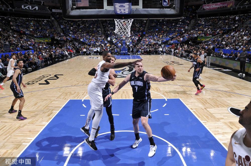 他在最近的 他在最近的