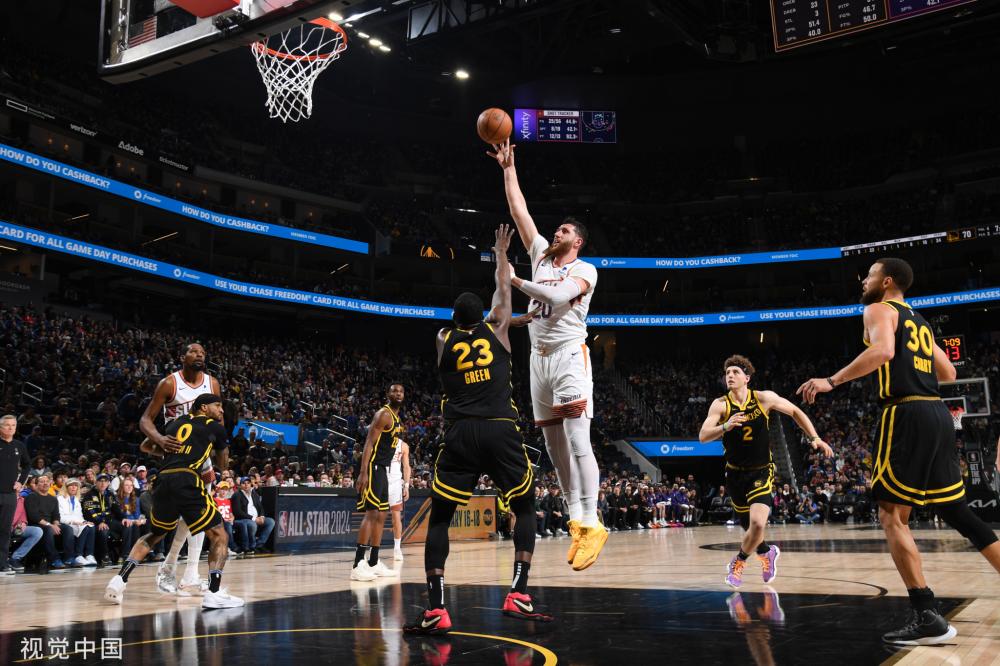 在这个竞争 在这个竞争